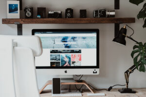 10 objets indispensables pour un bureau ergonomique