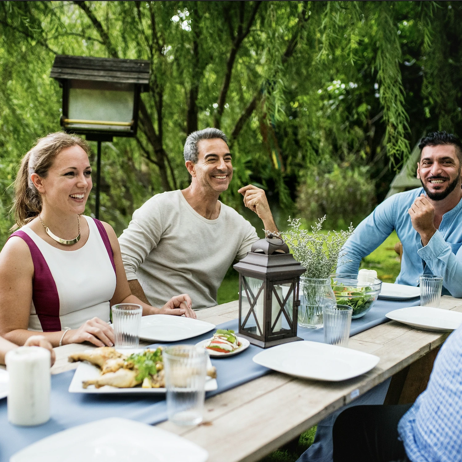 Fêter l'anniversaire d'un adulte : dîner entre amis