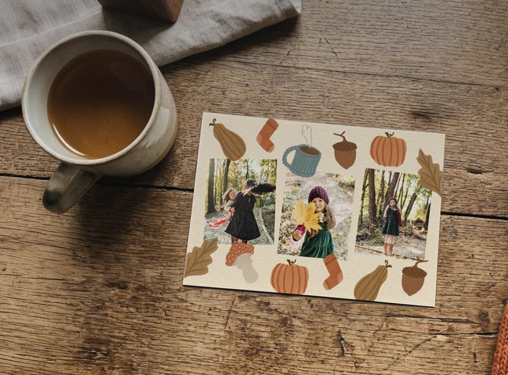 Envoyer une carte postale d'automne à ses proches pour s'occuper