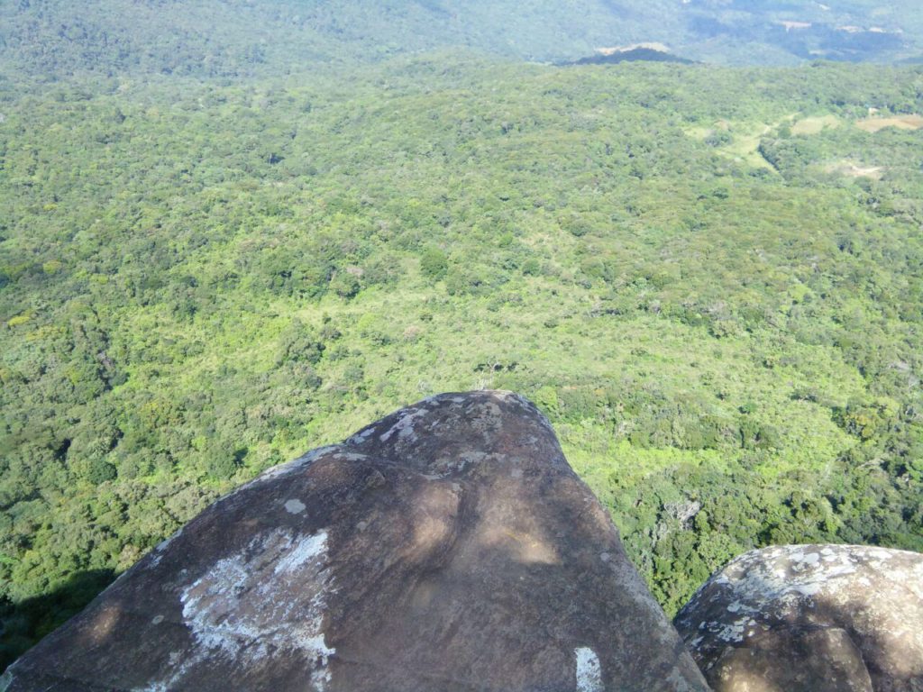 Landschaft namens „Ende der Welt“ in Sri Lanka