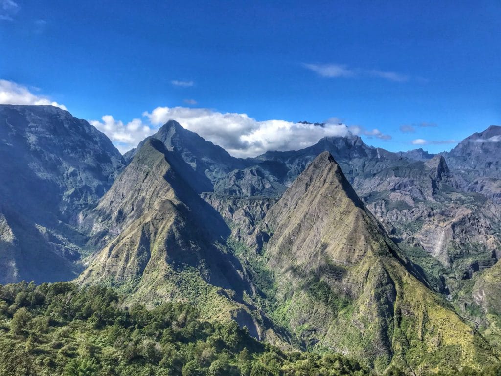 Mafate, montagnes à La Réunion