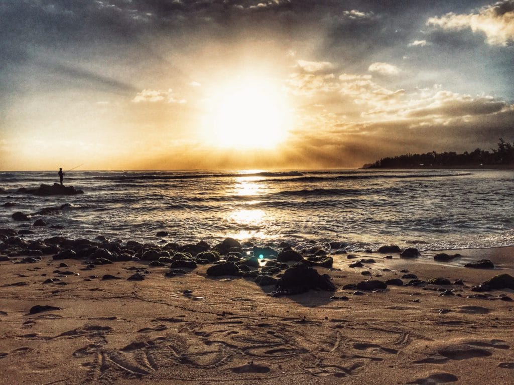 Sonnenuntergang bei Trois Bassins in Reunion