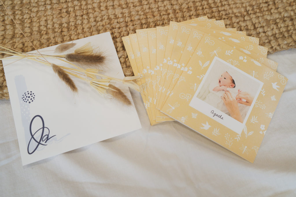 lot de cartes de naissance jaunes fleuries