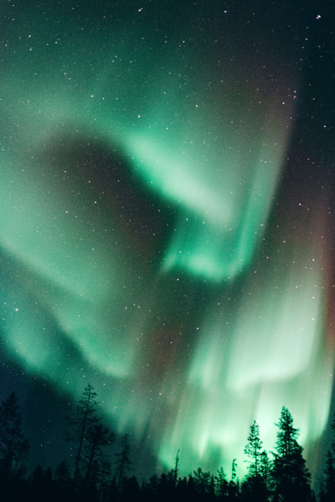 Aurore boreale a Ylläsjarvi en Finlande