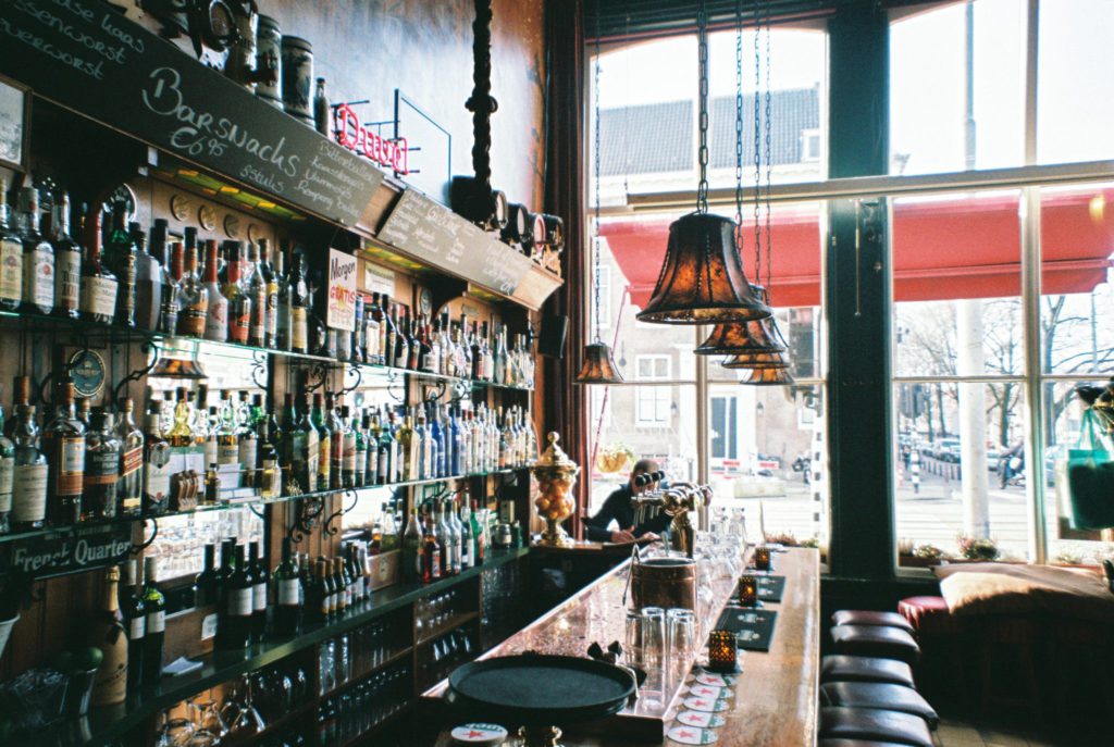 bar et tireuses à bière à Amsterdam