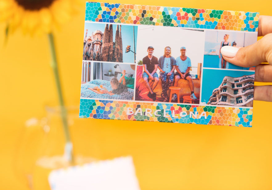 Barcelona-Postkarte mit Sonnenblume