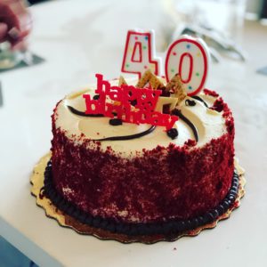 Geburtstagstorte, ein symbolisches Geschenk für 40 Jahre