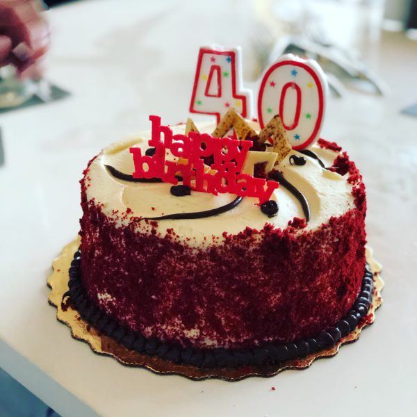 Gâteau d'anniversaire, un cadeau symbolique pour les 40 ans