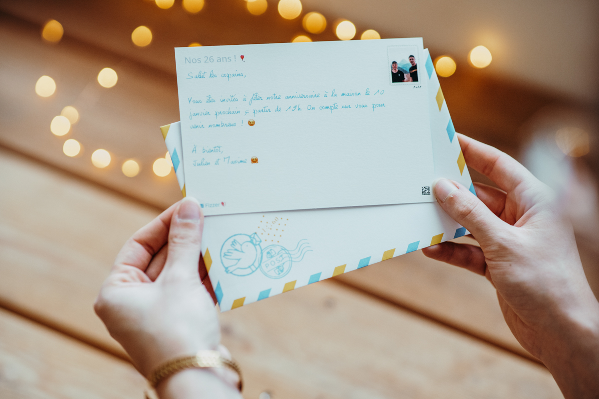 Comment enlever l’adresse sur sa carte postale Fizzer ?