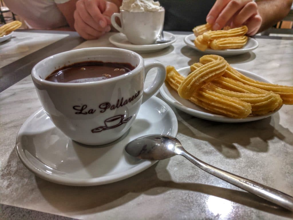 Churros und spanische Schokolade