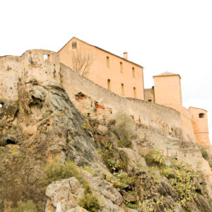 Belvedere des Dorfes Corte auf Korsika