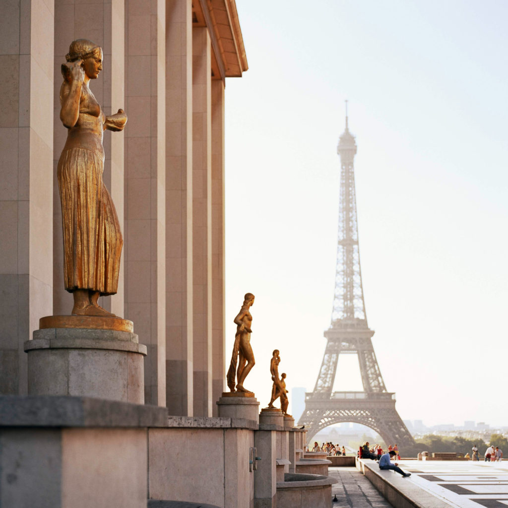 eiffel tower paris