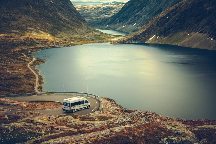 Road trip avec un camping car comme moyen de transport