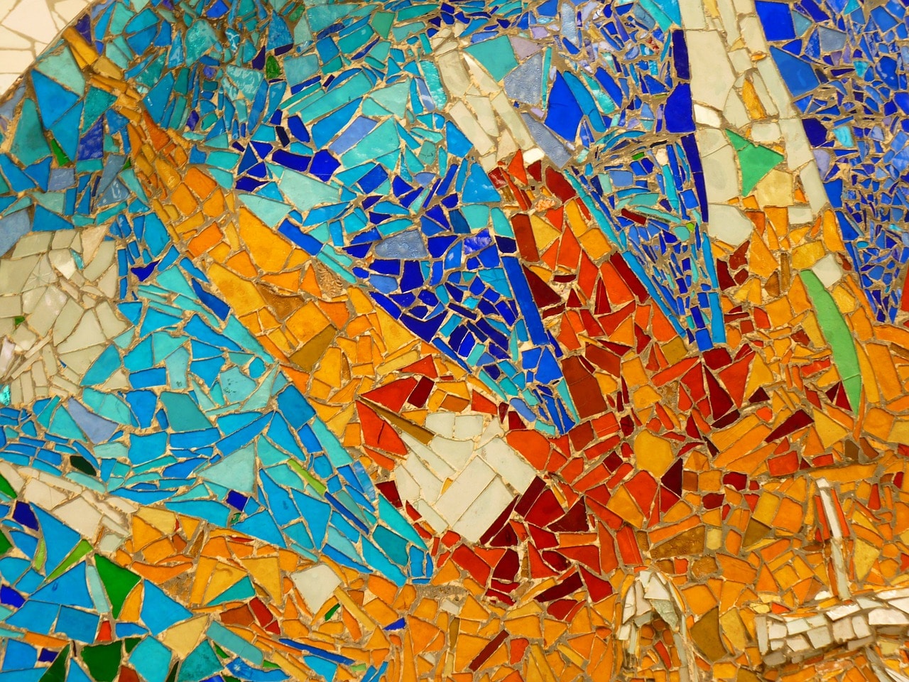 Mosaik im Gaudi-Stil in Barcelona