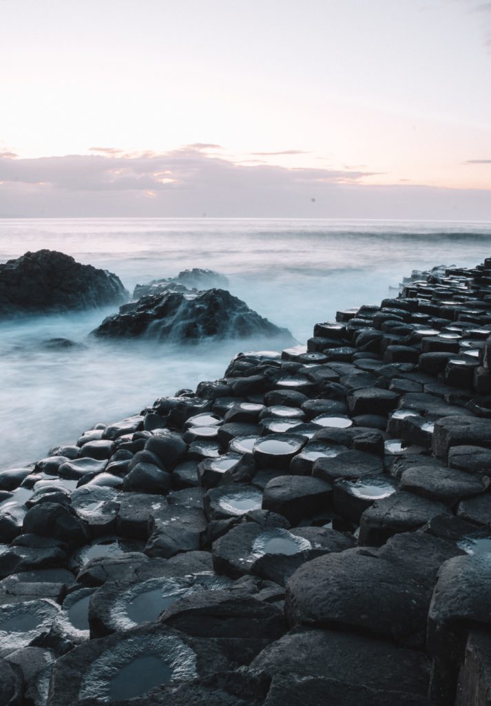 Giants Causeway erschüttert Nordirland