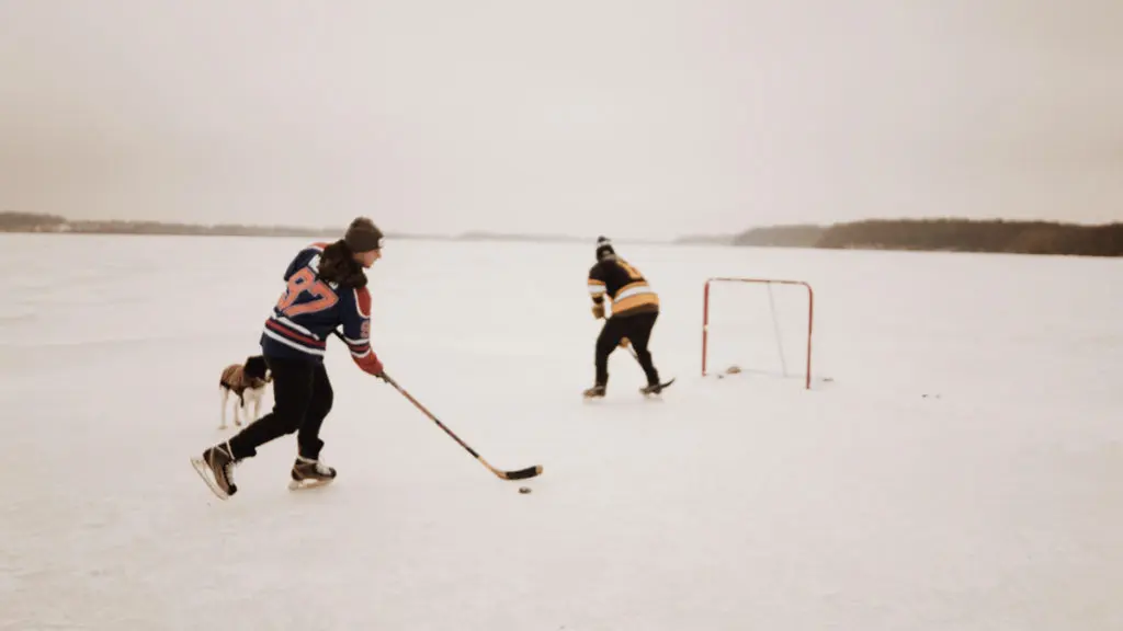 Hockey sur glace a la montagne