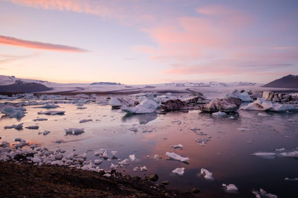 Islande pour les vacances de noel 2019 entouré de glace