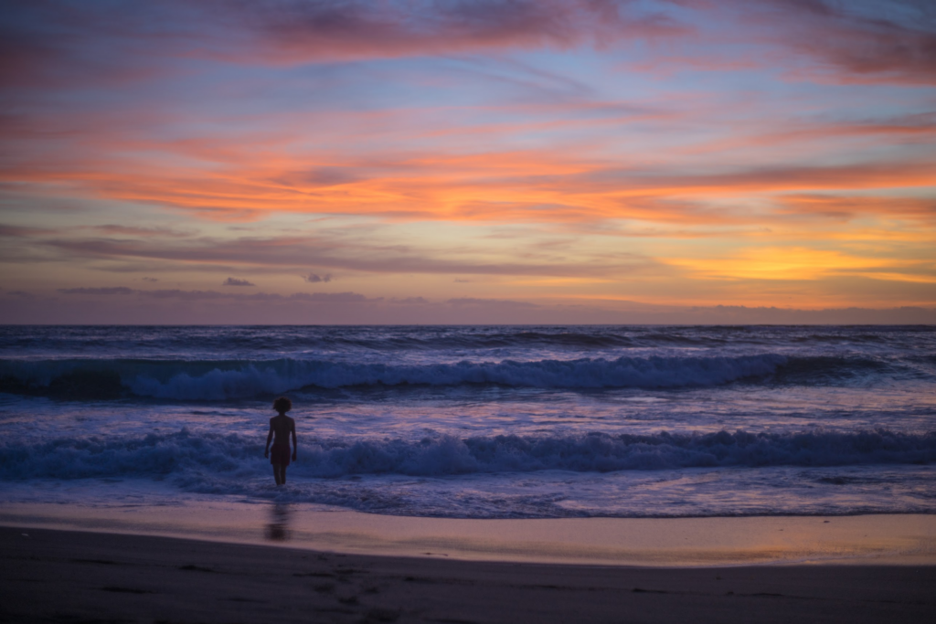 Jimmy, Android-Ingenieur bei Fizzer, Strand in Canggu, Bali