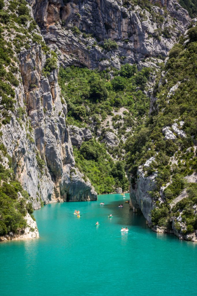 Lac de Sainte-Croix Gorges du Verdon avec canoe et pedalos