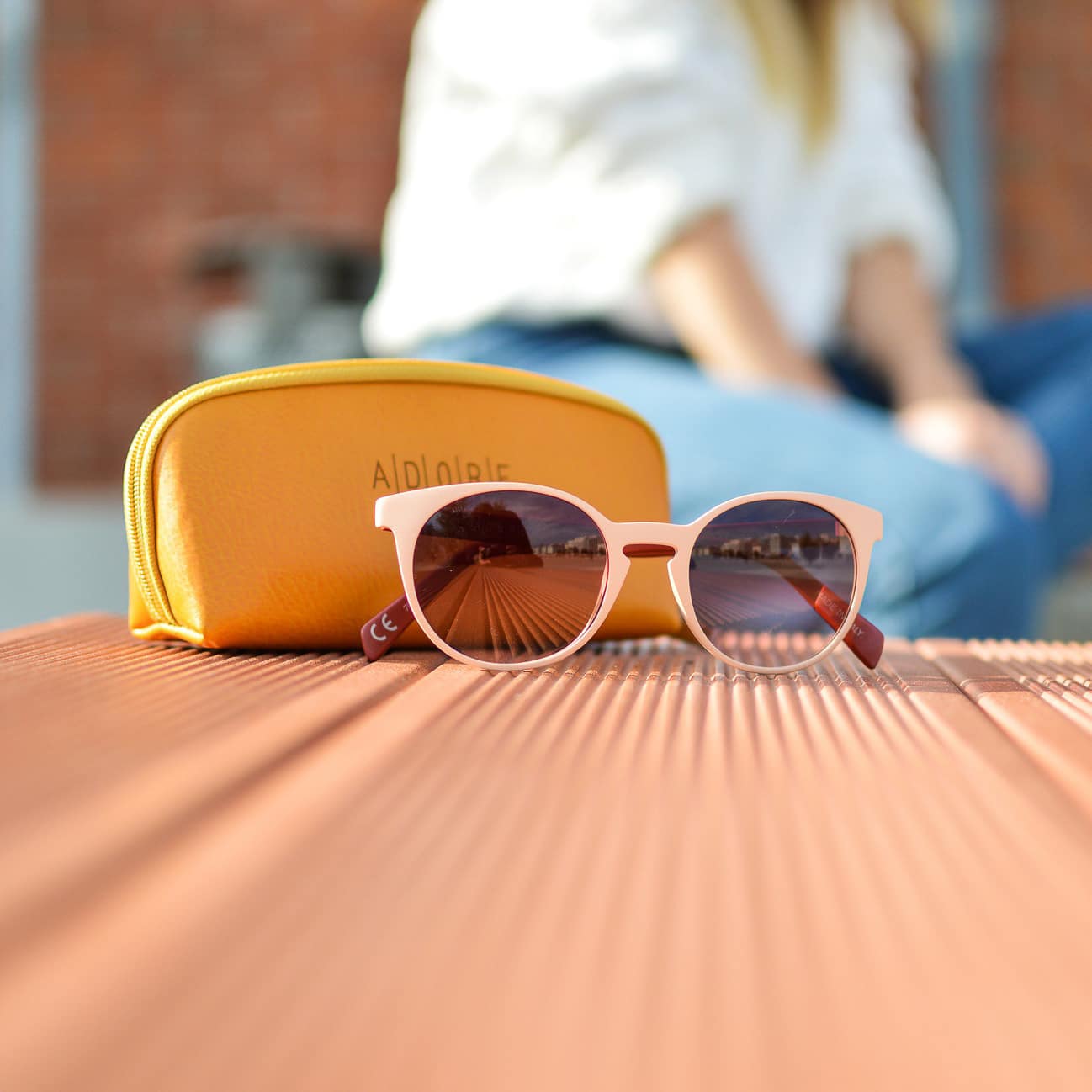 Lunettes de soleil responsables à mettre dans son sac de plage pour l'été