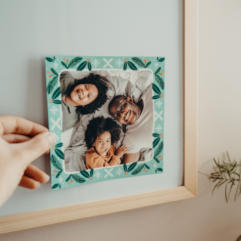 magnetic card of family seen from above