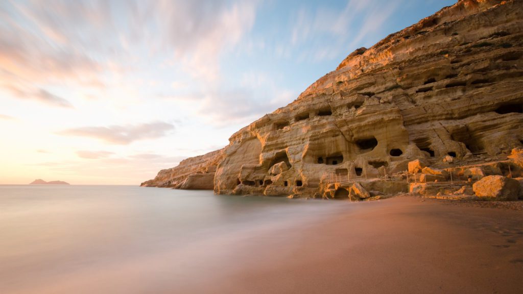 Klippen am Strand von Matala