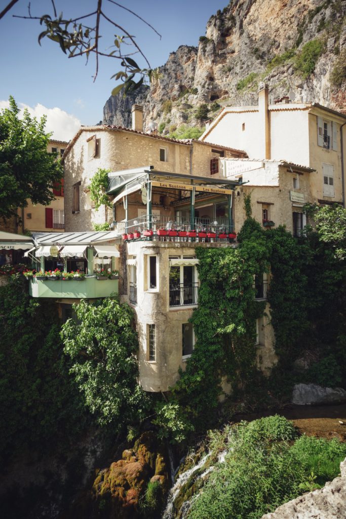 Haus im Dorf Moustiers-Sainte-Marie Frankreich