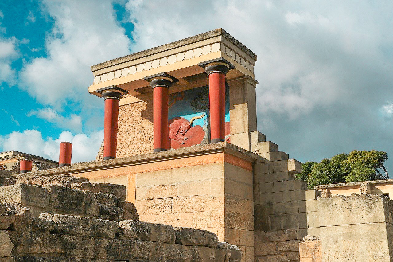 Rote Säulen des Knossos-Palastes