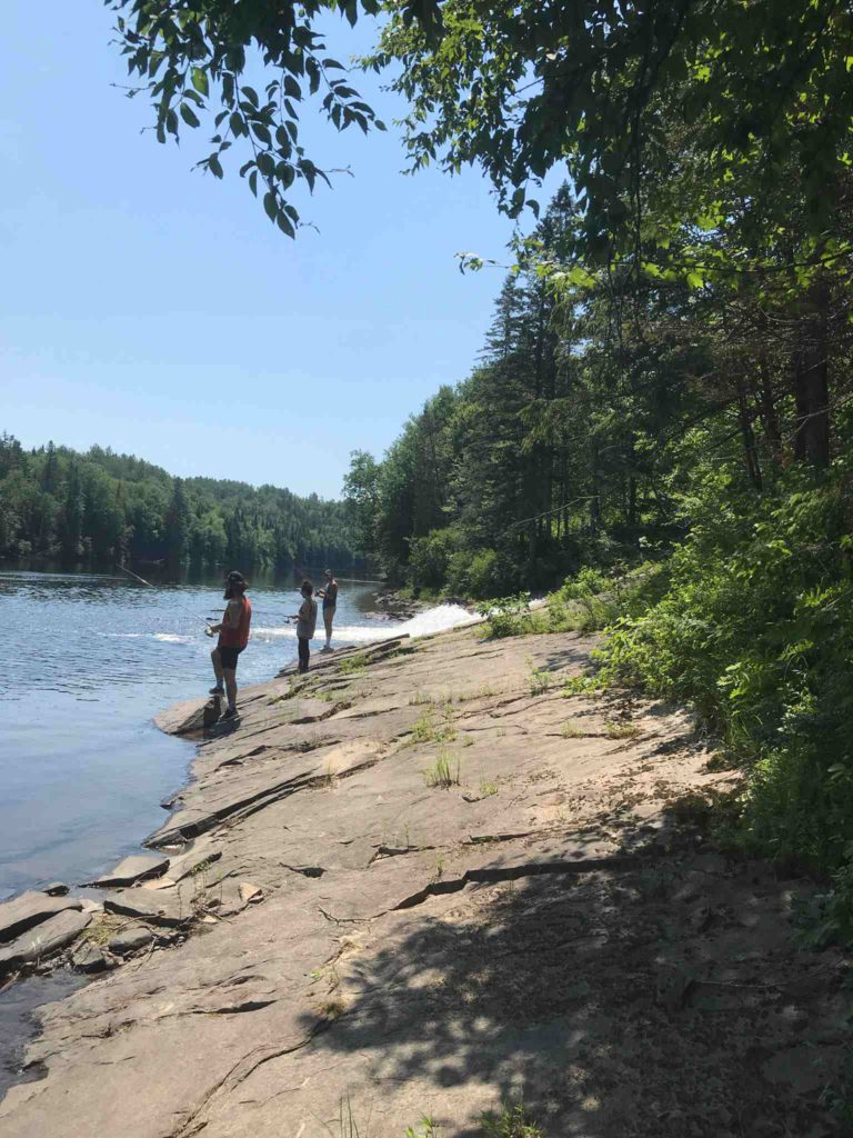 Session de peche a Lac-aux-Sables Quebec Canada