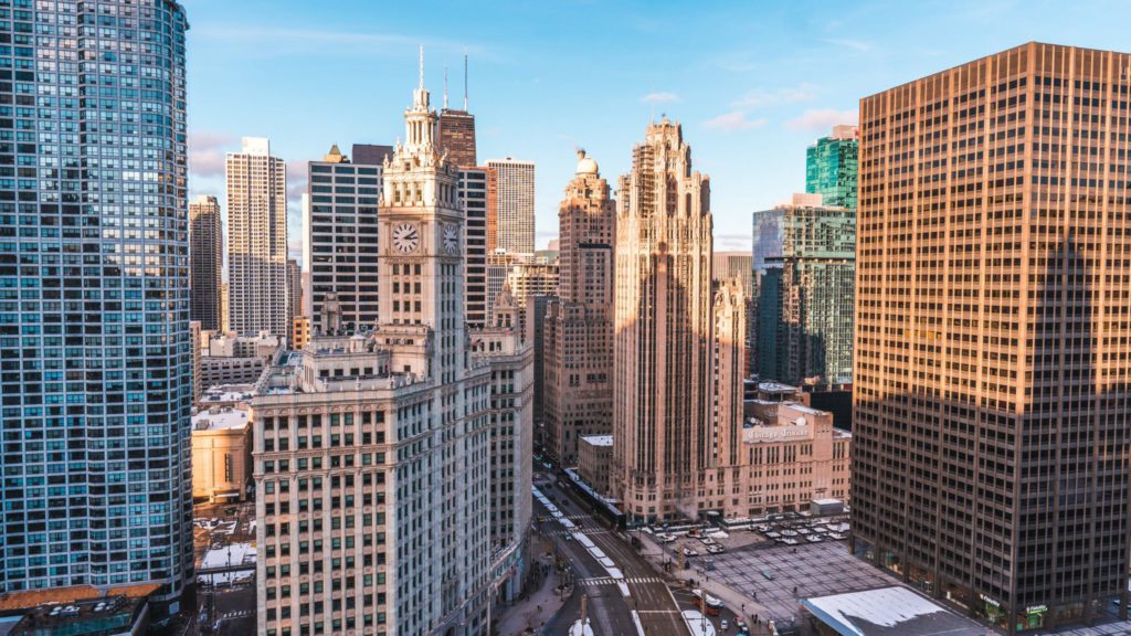 Blick auf die Stadt Chicago in den Vereinigten Staaten, eine Stadt, die im Juni das größte kostenlose Blues-Festival organisiert.