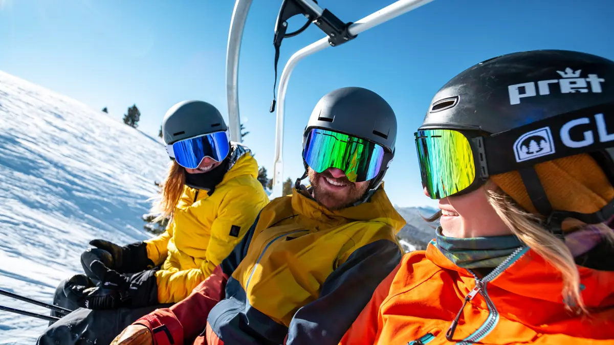 Foto mit der Familie beim Skifahren