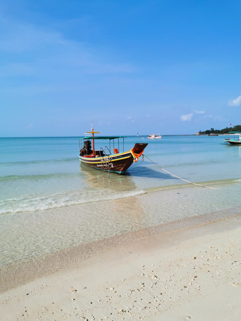 plage de reve eau turquoise en thaïlande