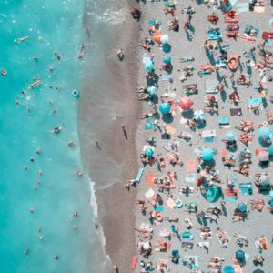 Urlaub am Meer, Arten von Strandbesuchern, Luftaufnahme