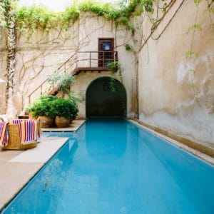 Logement avec piscine pour un week-end avant l'été.