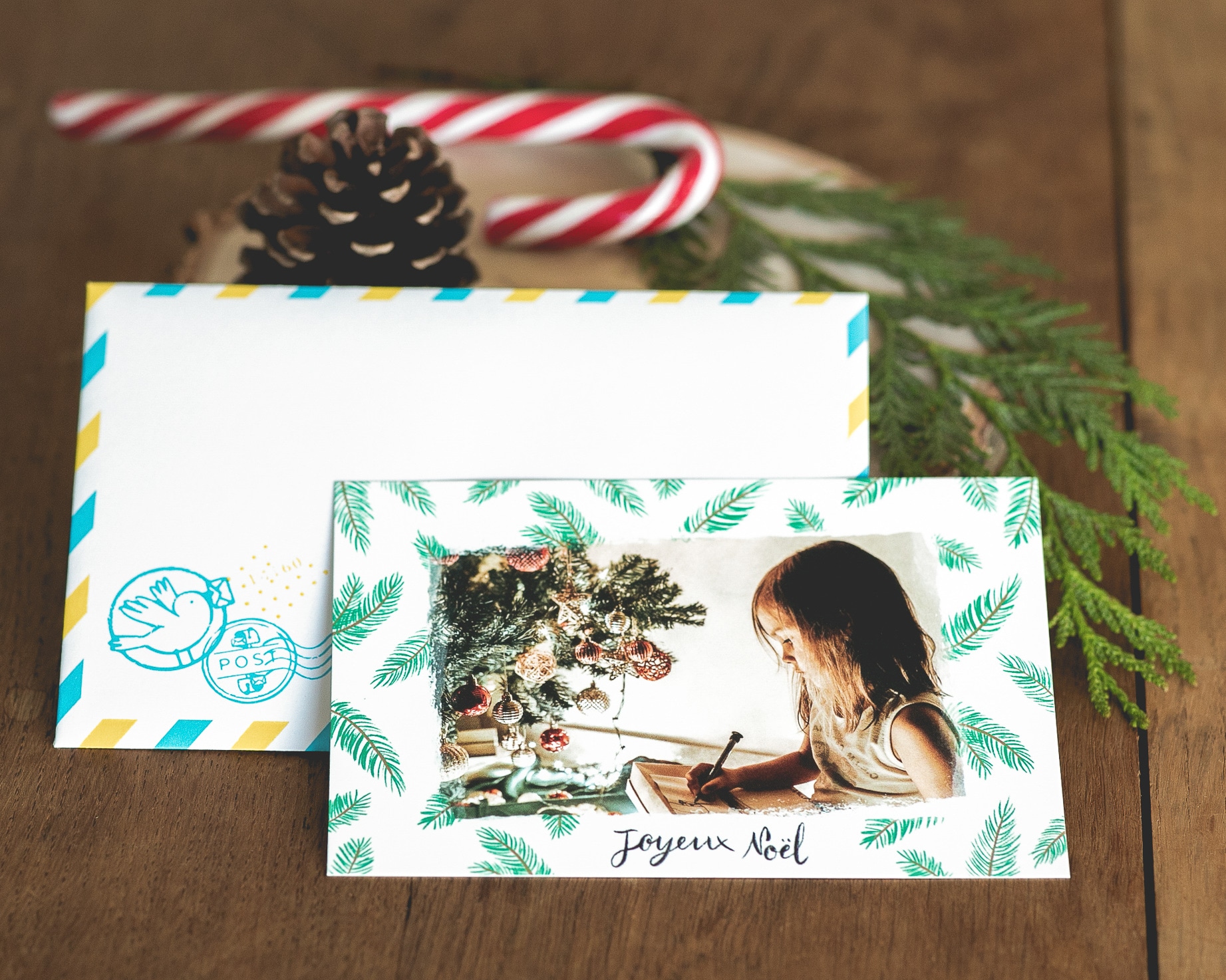 Text-Weihnachtskarte und Umschlag Fizzer