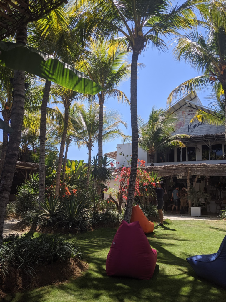 Jardin du coworking Tropical Nomad a Canggu Bali