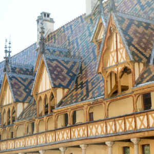 Tuiles de Beaune en Bourgogne-Franche-Comte