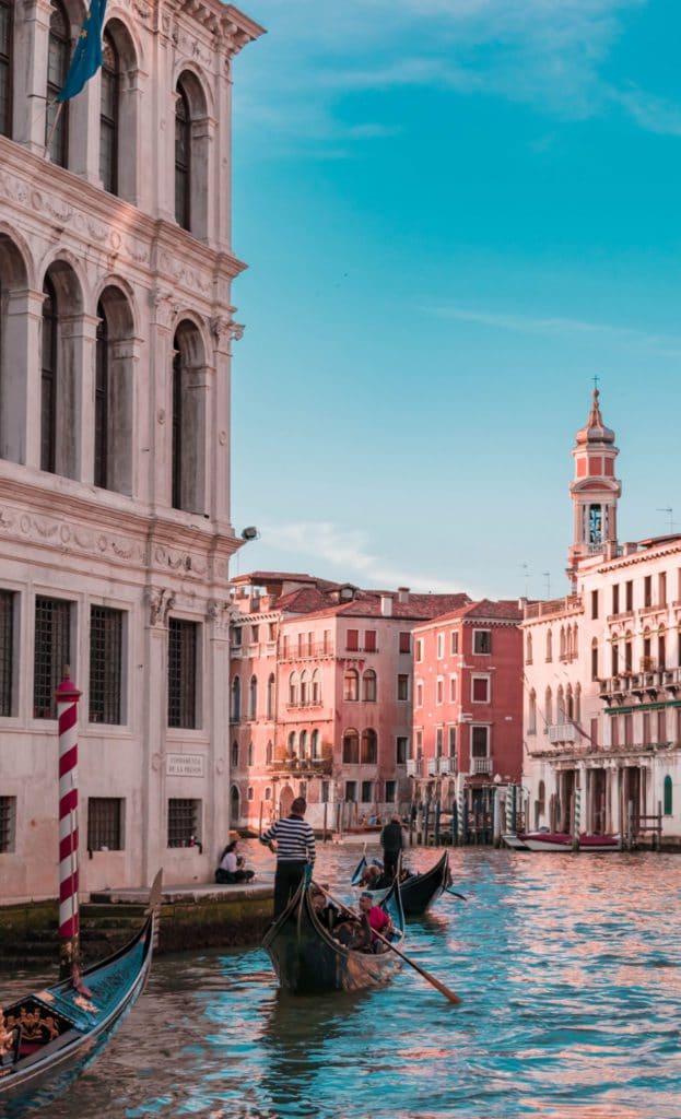 Kanäle von Venedig, Reiseziel im September zu entdecken